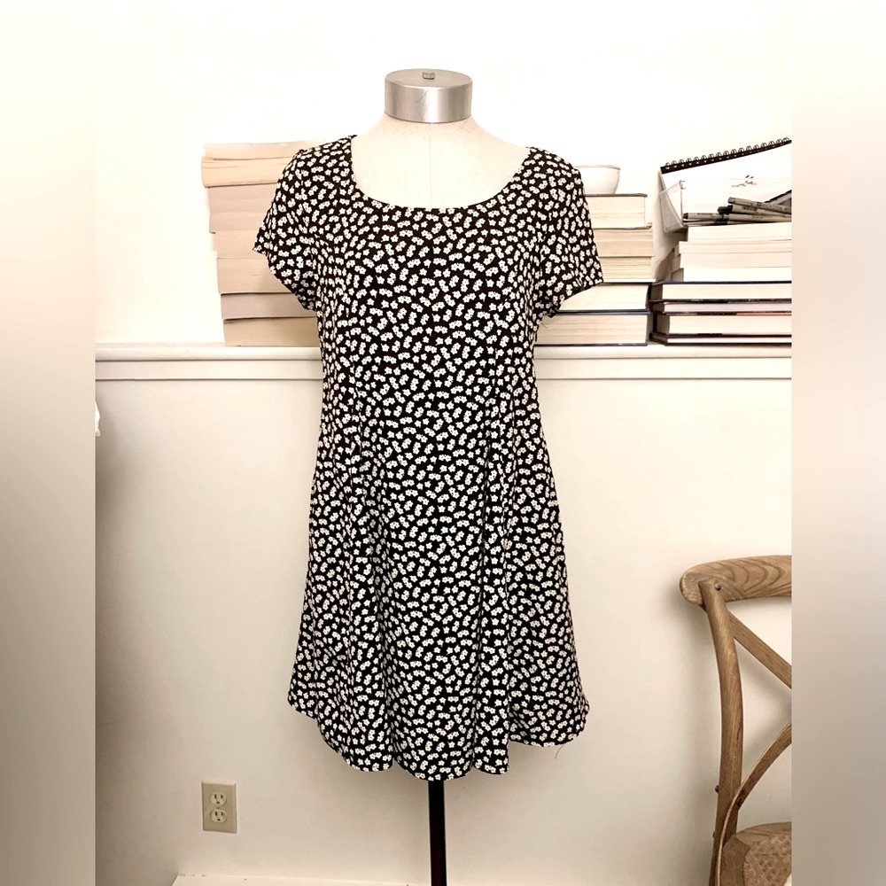 ModCloth Black Floral Women’s Dress Size Small